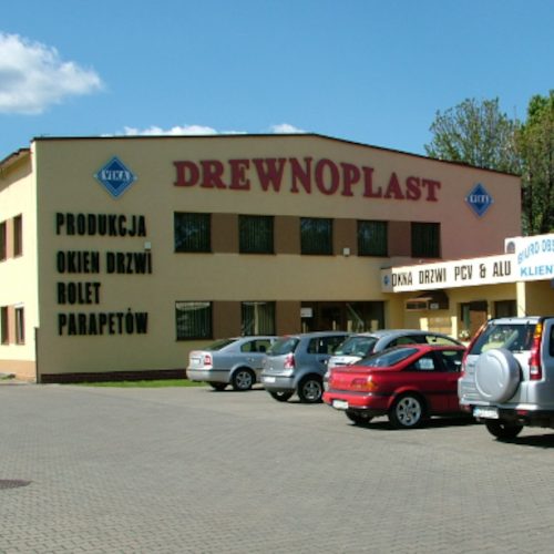 stary zakład Drewnoplast - producent okien opolskie w strzelcach opolskich